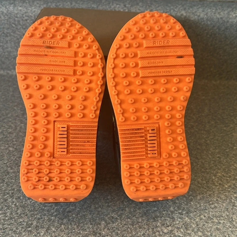 Puma Kids Shoes - Black and Orange